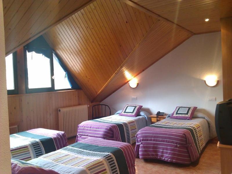 Hotel Tirol Formigal Eksteriør bilde