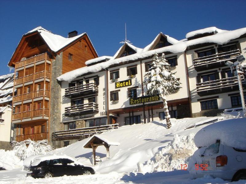 Hotel Tirol Formigal Eksteriør bilde