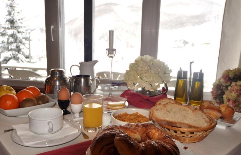 Hotel Tirol Formigal Eksteriør bilde